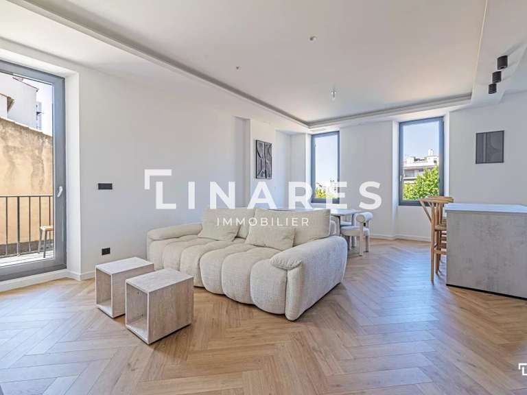 Appartement Marseille 7e - 2 chambres - 83m²