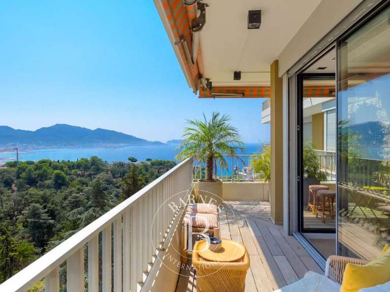 Appartement Marseille 7e - 3 chambres - 118m²