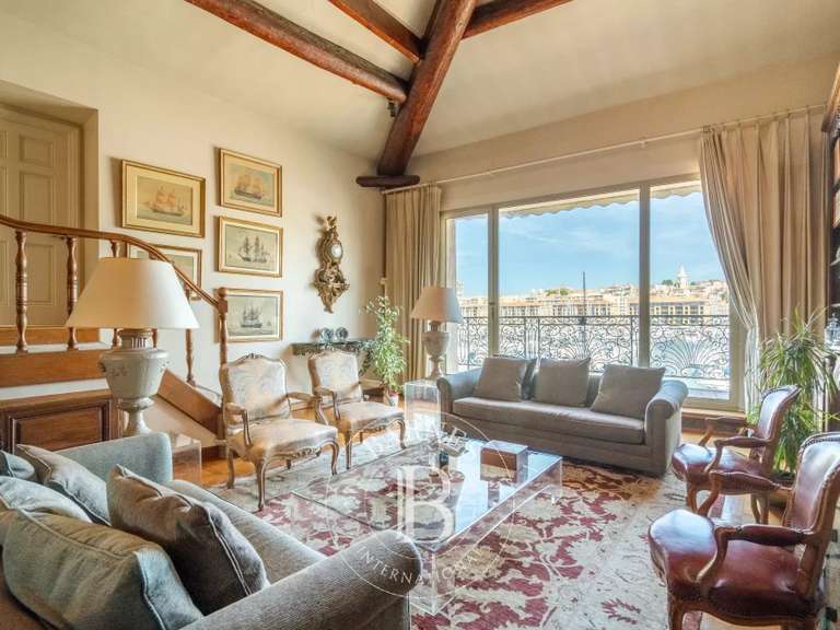 Appartement Marseille 7e - 3 chambres - 200m²