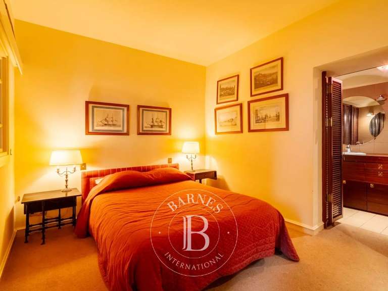 Appartement Marseille 7e - 3 chambres - 200m²