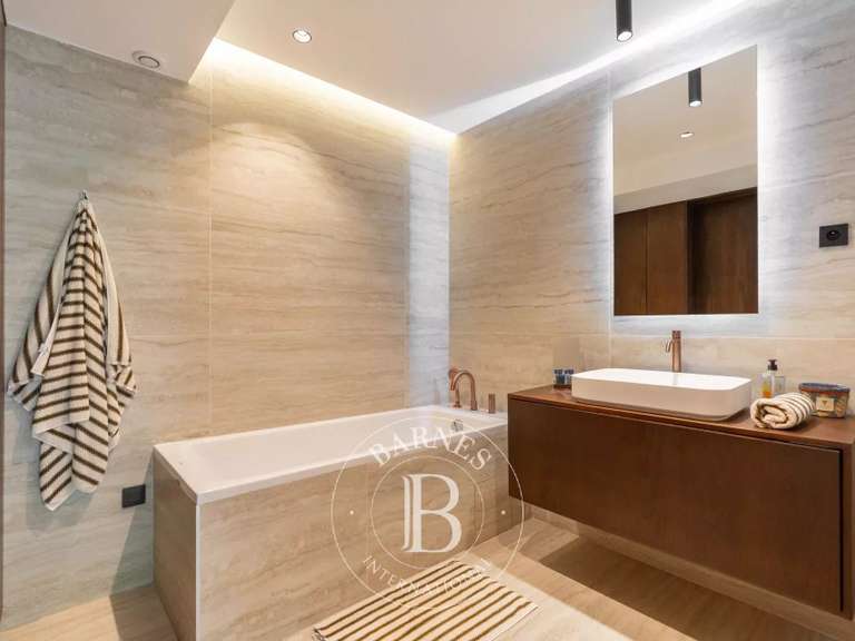 Appartement avec Vue sur mer Marseille 7e - 3 chambres - 121m²