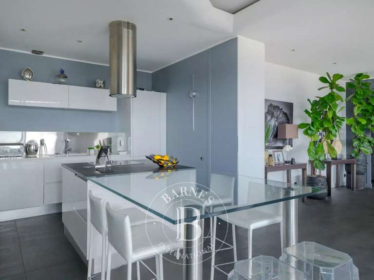 Appartement Marseille 7e - 2 chambres - 135m²