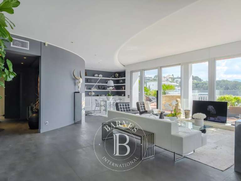Appartement Marseille 7e - 2 chambres - 135m²