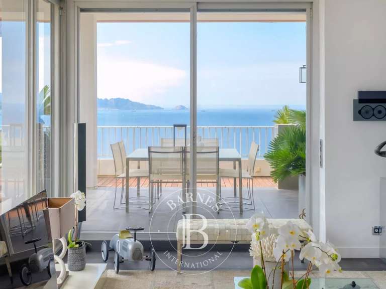 Appartement Marseille 7e - 2 chambres - 135m²