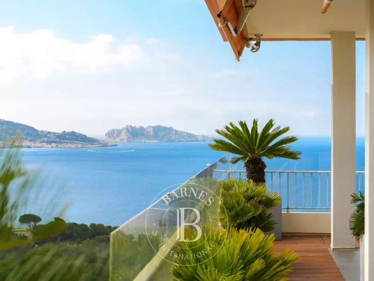 Appartement Marseille 7e - 2 chambres - 135m²