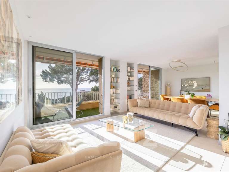 Apartment with Sea view Marseille 7e - 3 bedrooms - 160m²