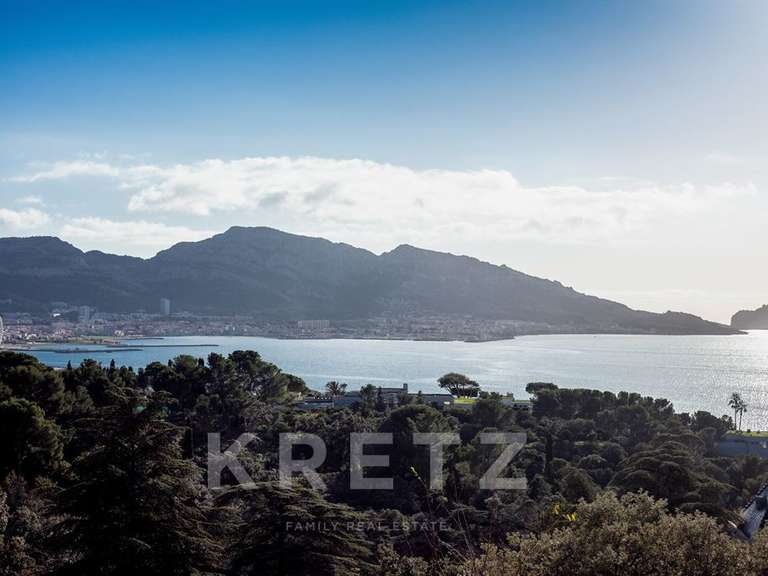 Apartment with Sea view Marseille 7e - 3 bedrooms - 160m²