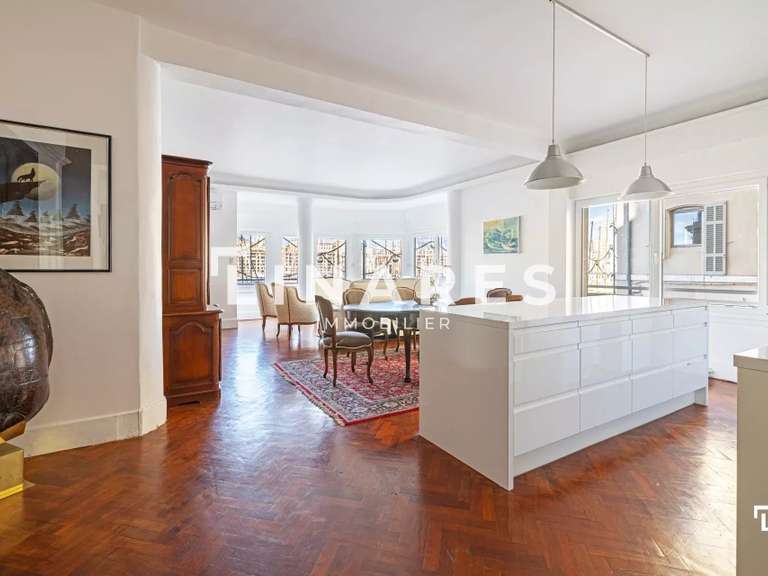 Apartment Marseille 7e - 3 bedrooms - 126m²