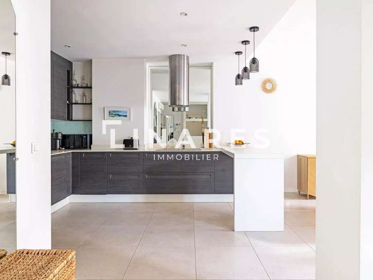 Appartement Marseille 7e - 2 chambres - 107m²