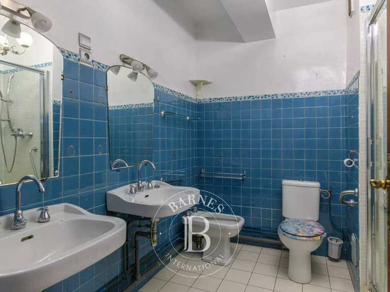 Appartement Marseille 7e - 5 chambres - 204m²