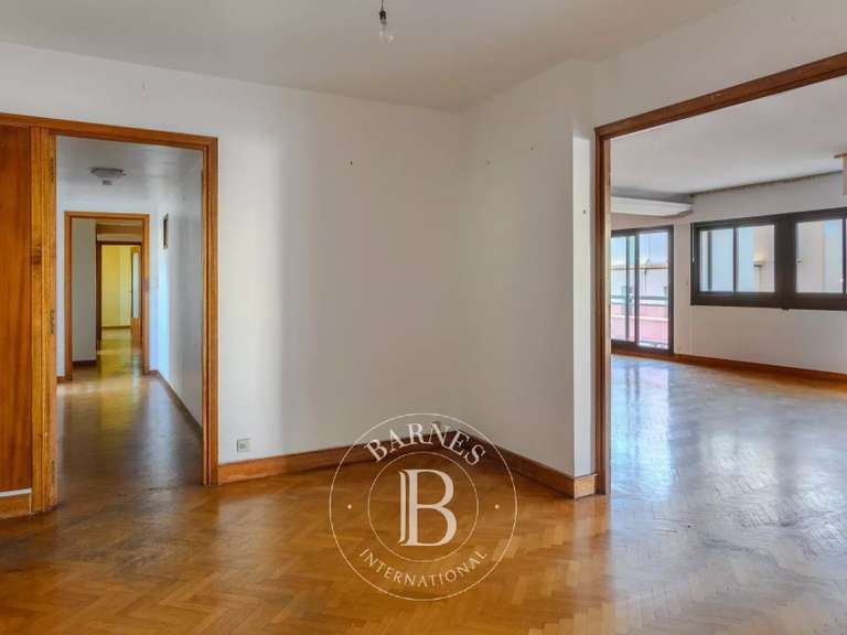 Apartment Marseille 7e - 5 bedrooms - 204m²