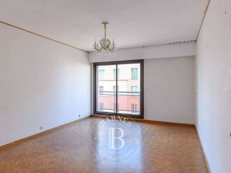 Apartment Marseille 7e - 5 bedrooms - 204m²