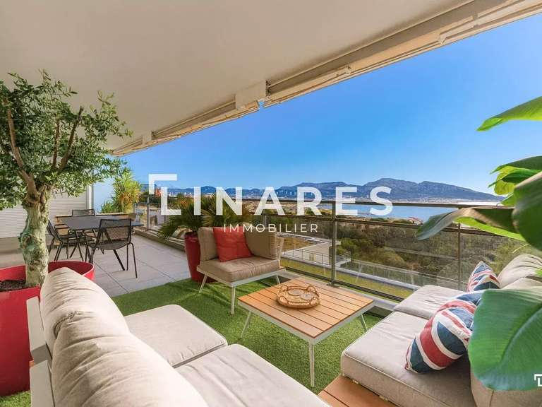 Appartement Marseille 7e - 3 chambres - 95m²