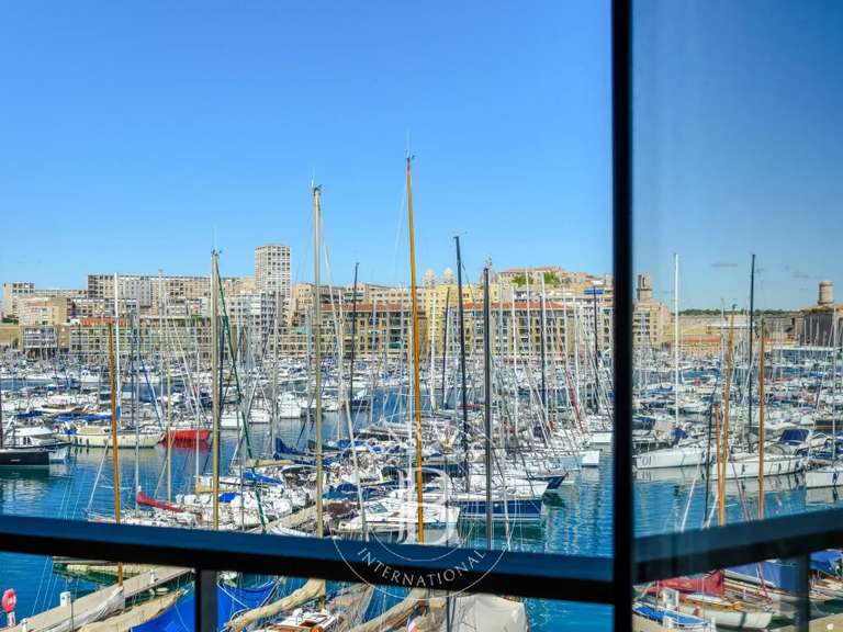 Appartement Marseille 7e - 1 chambre - 147m²