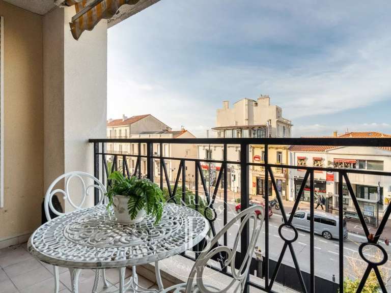 Appartement Marseille 7e - 2 chambres - 126m²
