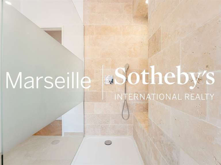 Appartement Marseille 7e - 3 chambres - 130m²