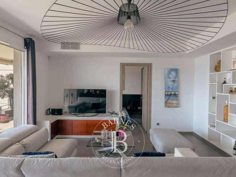 Apartment Marseille 7e - 2 bedrooms - 94m²