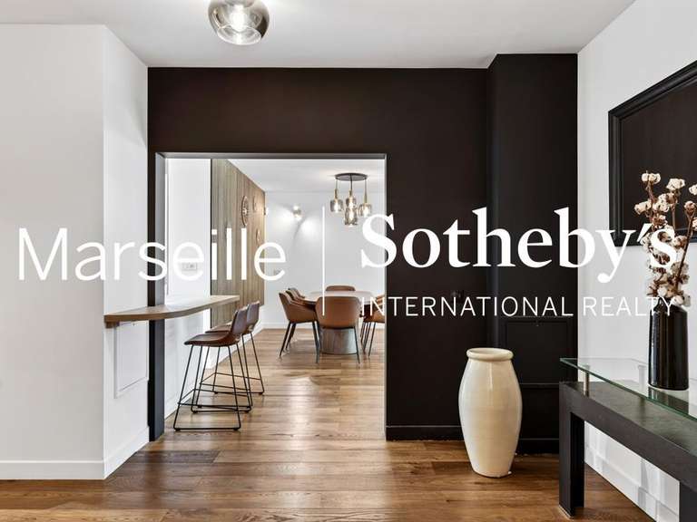Appartement Marseille 7e - 2 chambres - 117m²