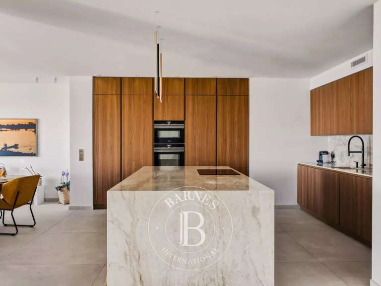 Appartement avec Vue sur mer Marseille 7e - 3 chambres - 160m²