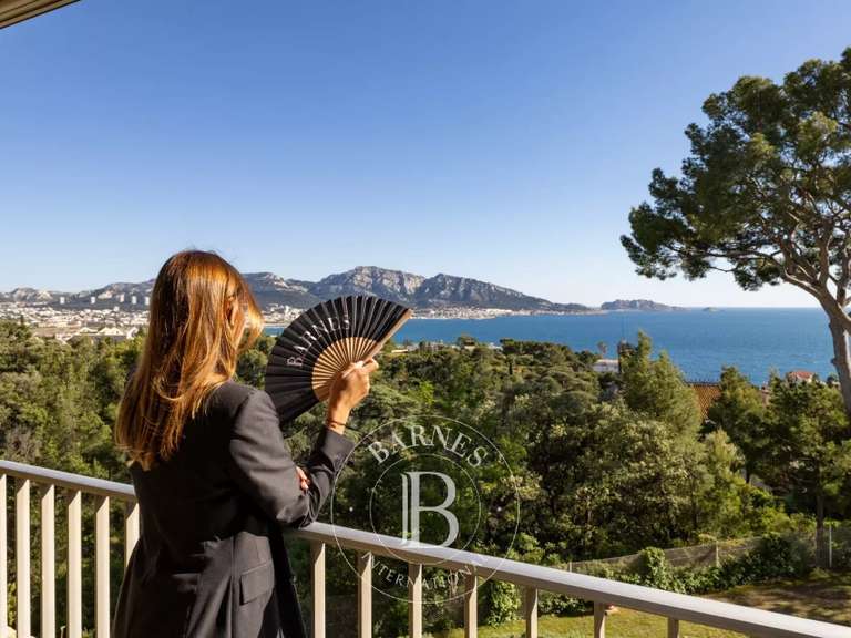 Appartement avec Vue sur mer Marseille 7e - 3 chambres - 160m²