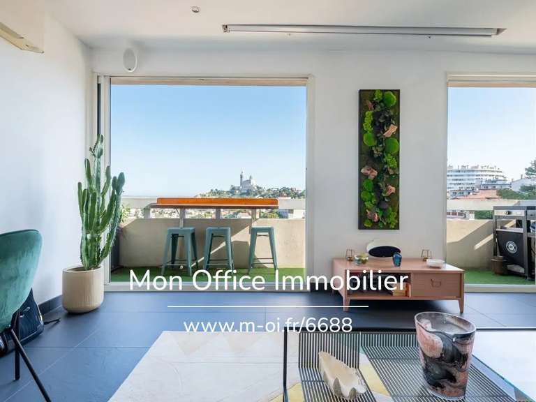 Appartement Marseille 7e - 2 chambres - 80m²