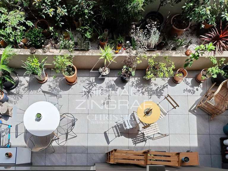 Appartement Marseille 7e - 2 chambres - 83m²