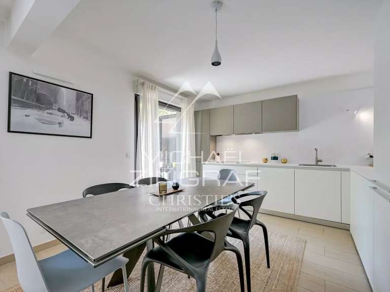 Appartement Marseille 7e - 2 chambres - 83m²