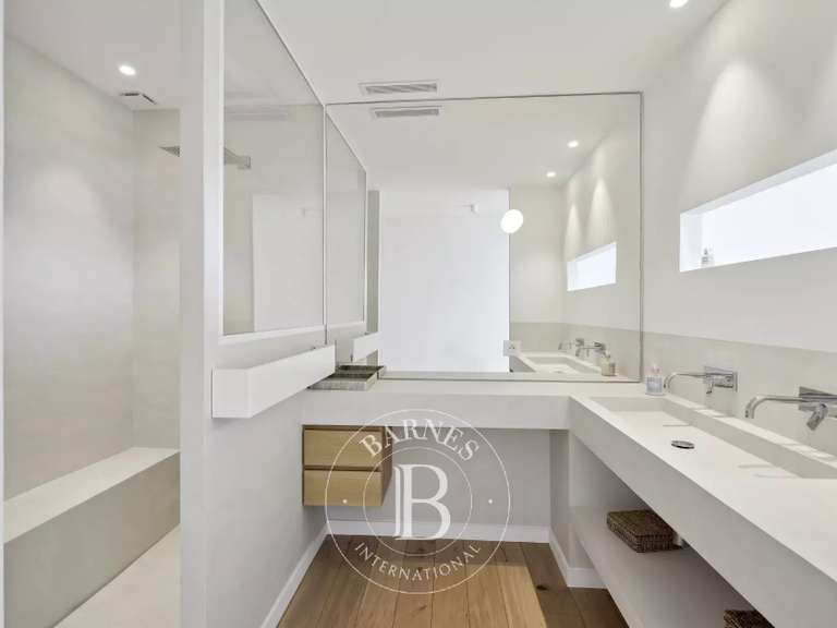 Appartement avec Vue sur mer Marseille 7e - 3 chambres - 130m²