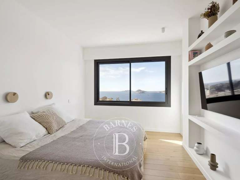 Appartement avec Vue sur mer Marseille 7e - 3 chambres - 130m²