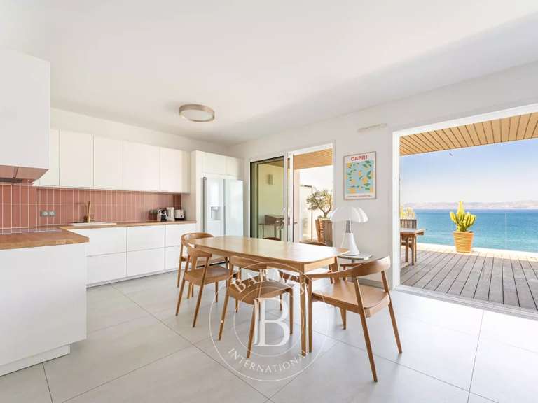 Appartement avec Vue sur mer Marseille 7e - 3 chambres - 150m²