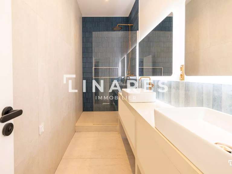 Appartement Marseille 7e - 2 chambres - 91m²