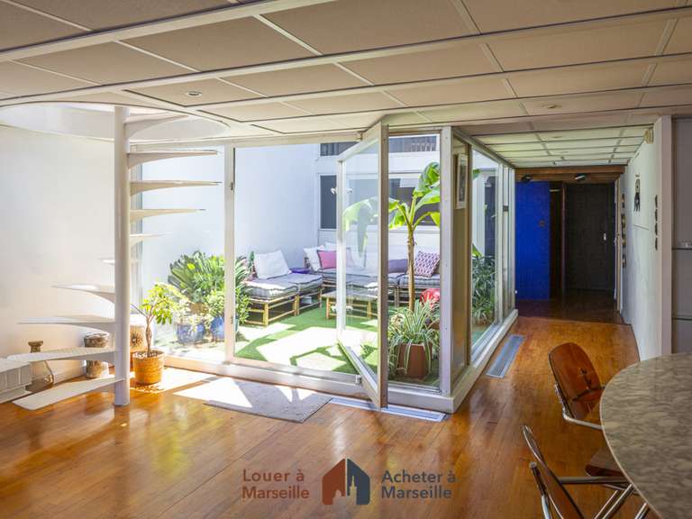 Appartement Marseille 7e - 2 chambres - 128m²
