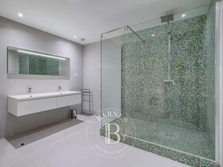 Appartement Marseille 7e - 3 chambres - 120m²