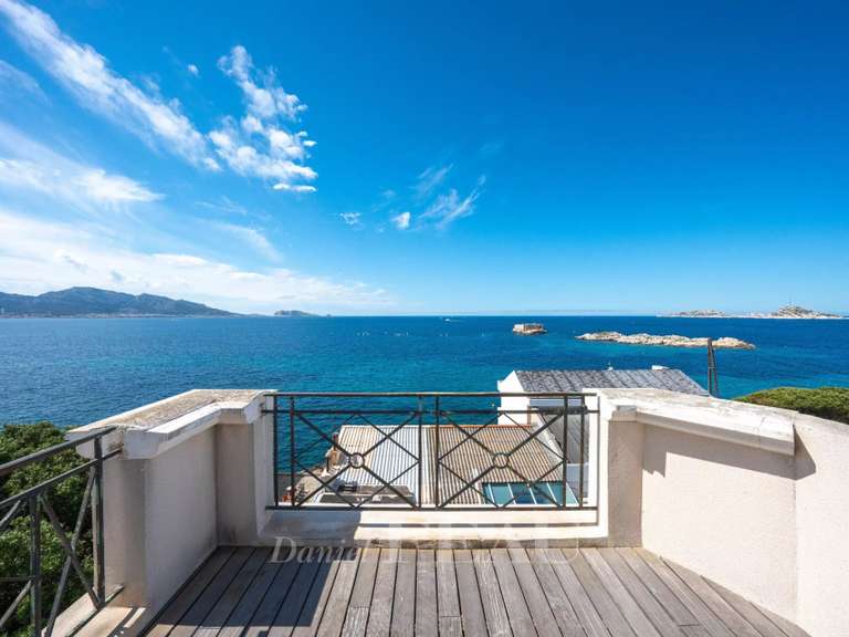 Hôtel particulier avec Vue sur mer Marseille 7e - 6 chambres - 400m²