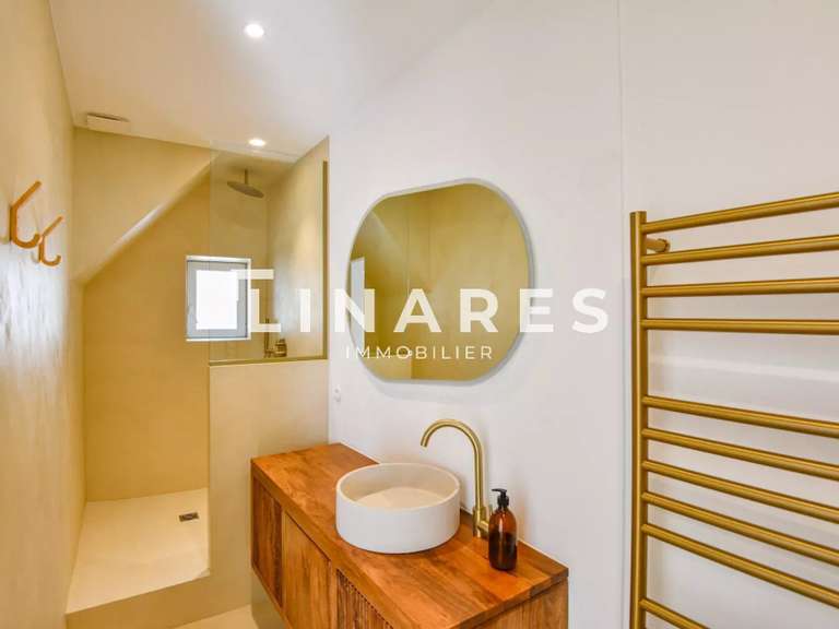 Maison Marseille 7e - 2 chambres - 84m²