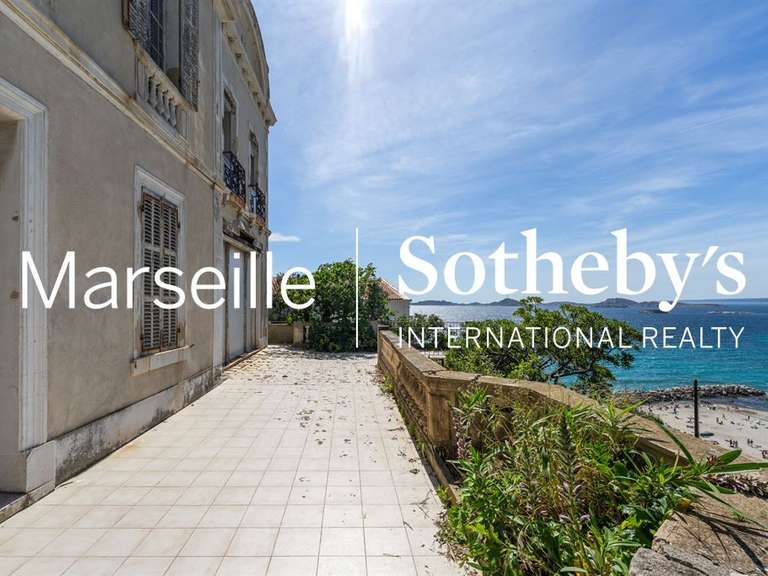 House Marseille 7e - 7 bedrooms - 445m²