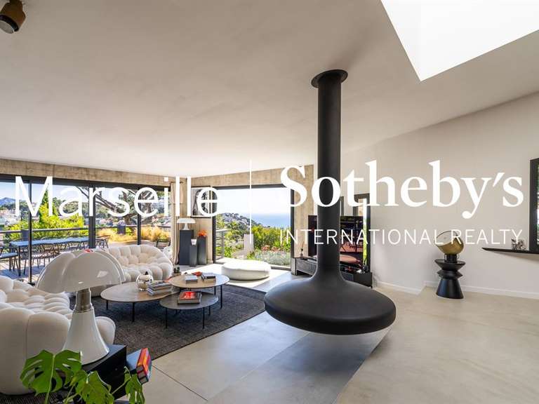 House Marseille 7e - 4 bedrooms - 350m²