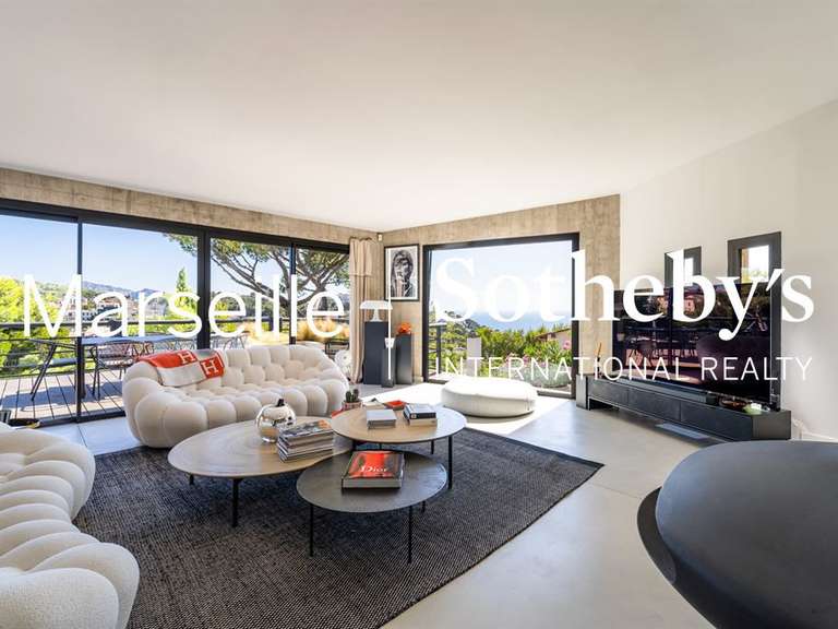 House Marseille 7e - 4 bedrooms - 350m²