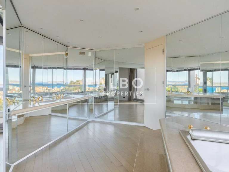 House with Sea view Marseille 7e - 5 bedrooms - 467m²