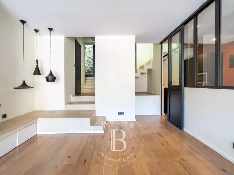 House Marseille 7e - 4 bedrooms - 178m²