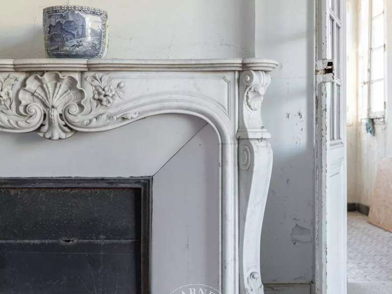 House Marseille 7e - 1 bedroom - 445m²