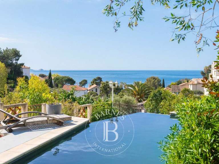 House with Sea view Marseille 7e - 4 bedrooms - 230m²