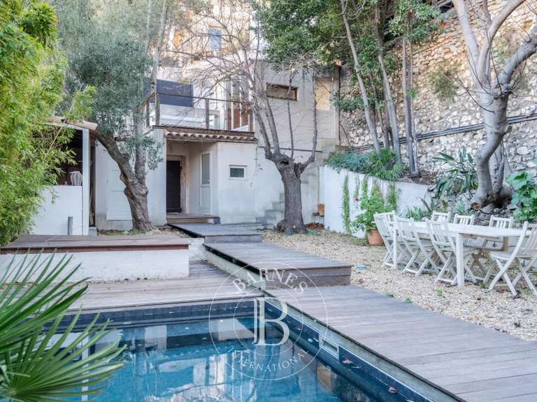 Maison Marseille 7e - 3 chambres - 233m²