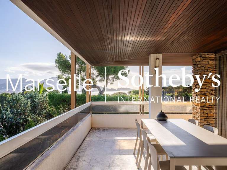 House with Sea view Marseille 7e - 4 bedrooms - 252m²