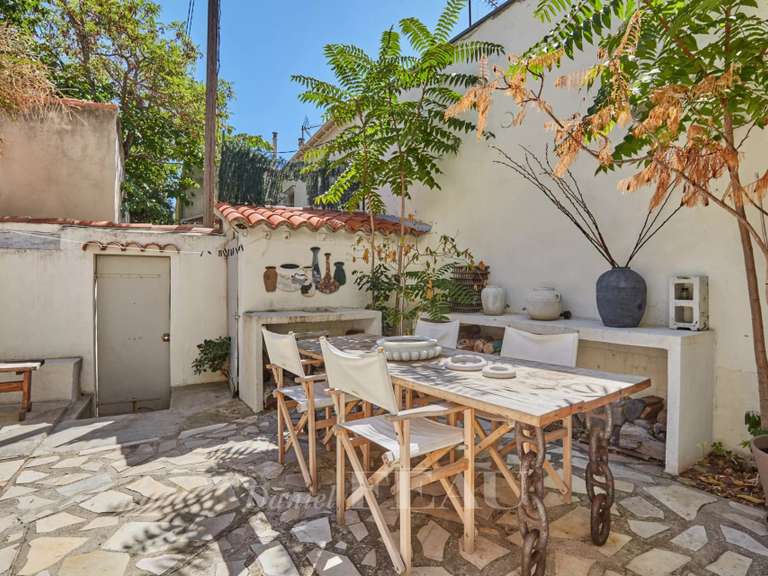 Maison Marseille 7e - 3 chambres - 134m²