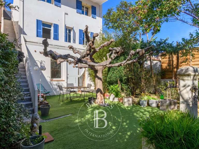 Maison Marseille 7e - 4 chambres - 183m²