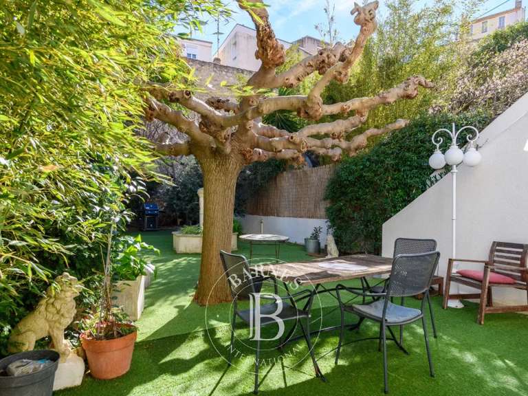 Maison Marseille 7e - 4 chambres - 183m²