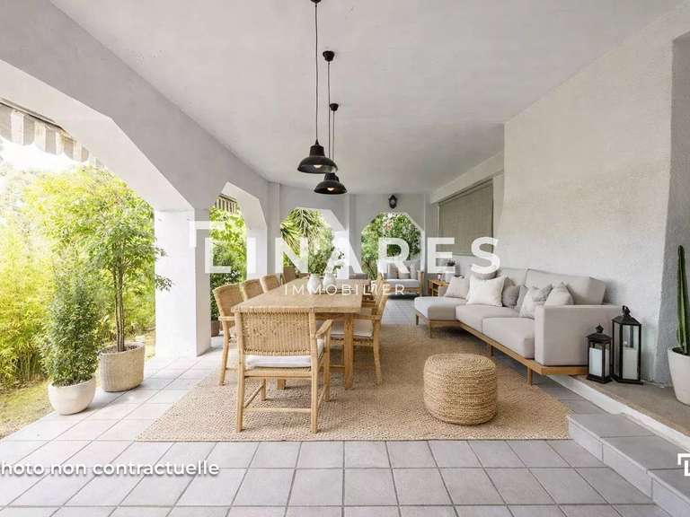 Maison Marseille 7e - 5 chambres - 180m²