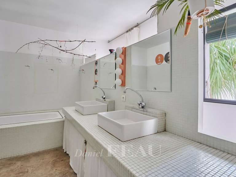 Maison Marseille 7e - 6 chambres - 291m²