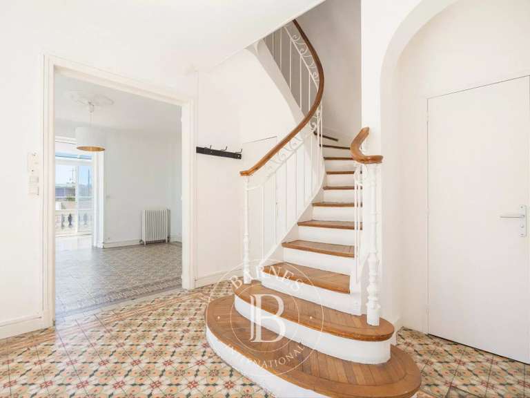 Maison Marseille 7e - 4 chambres - 181m²